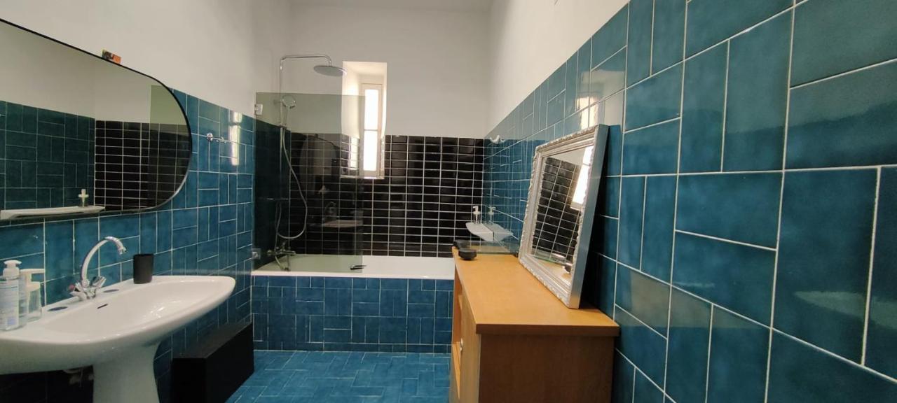 Grand Appartement Centre Ville Марсель Экстерьер фото